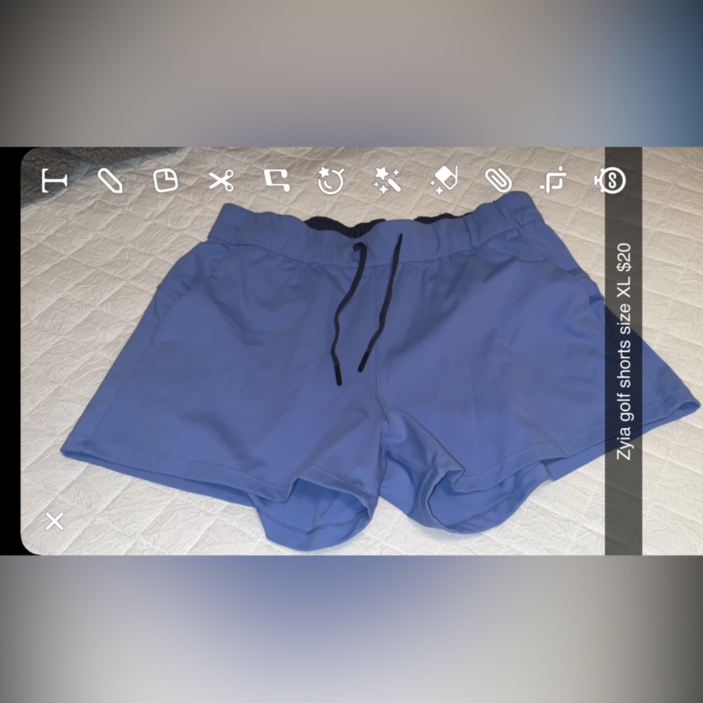 Zyia golf shorts